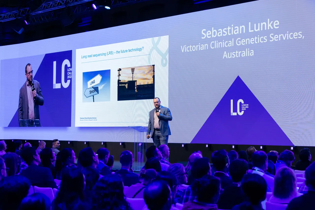 A photo of Sebastian Lunke speaking at London Calling 2025.