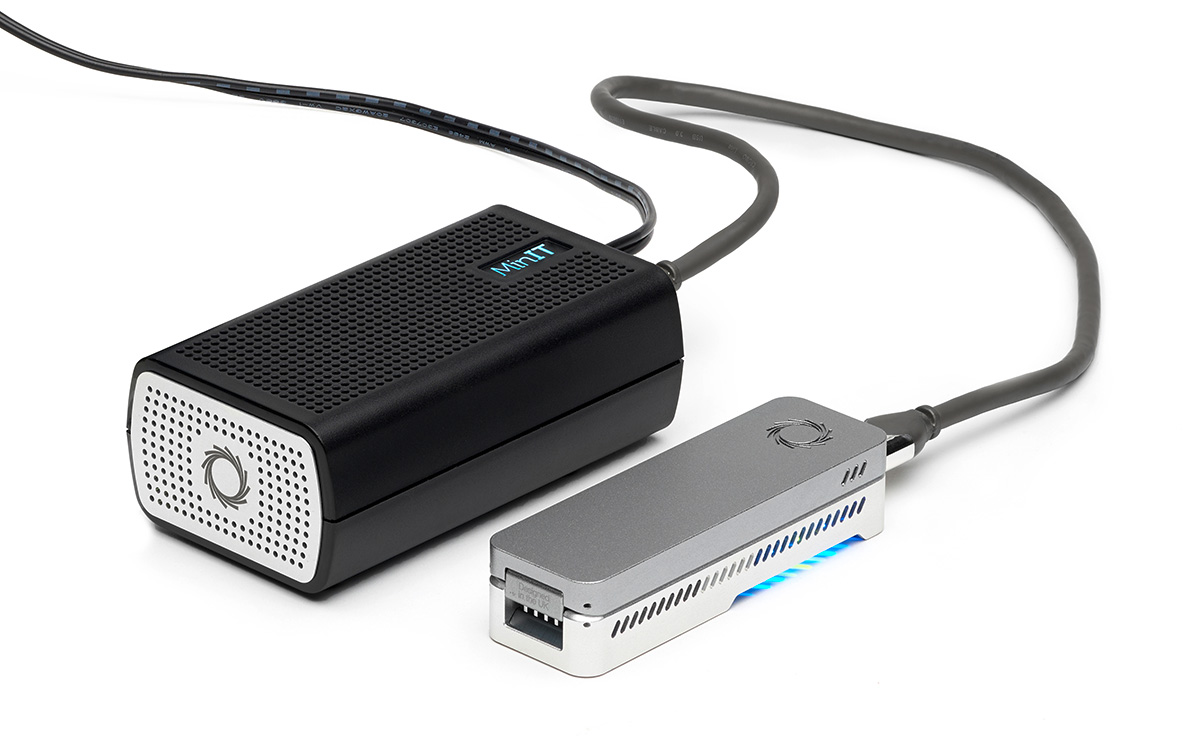 MinIT rapid analysis and device control accessory for nanopore DNA sequencing